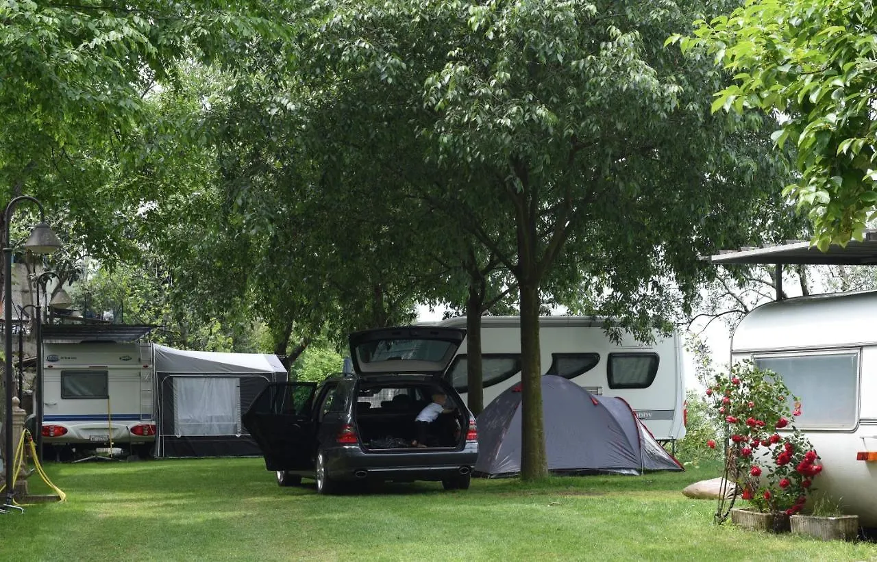 Camping Alpino - Nature Village Malcesine Italien