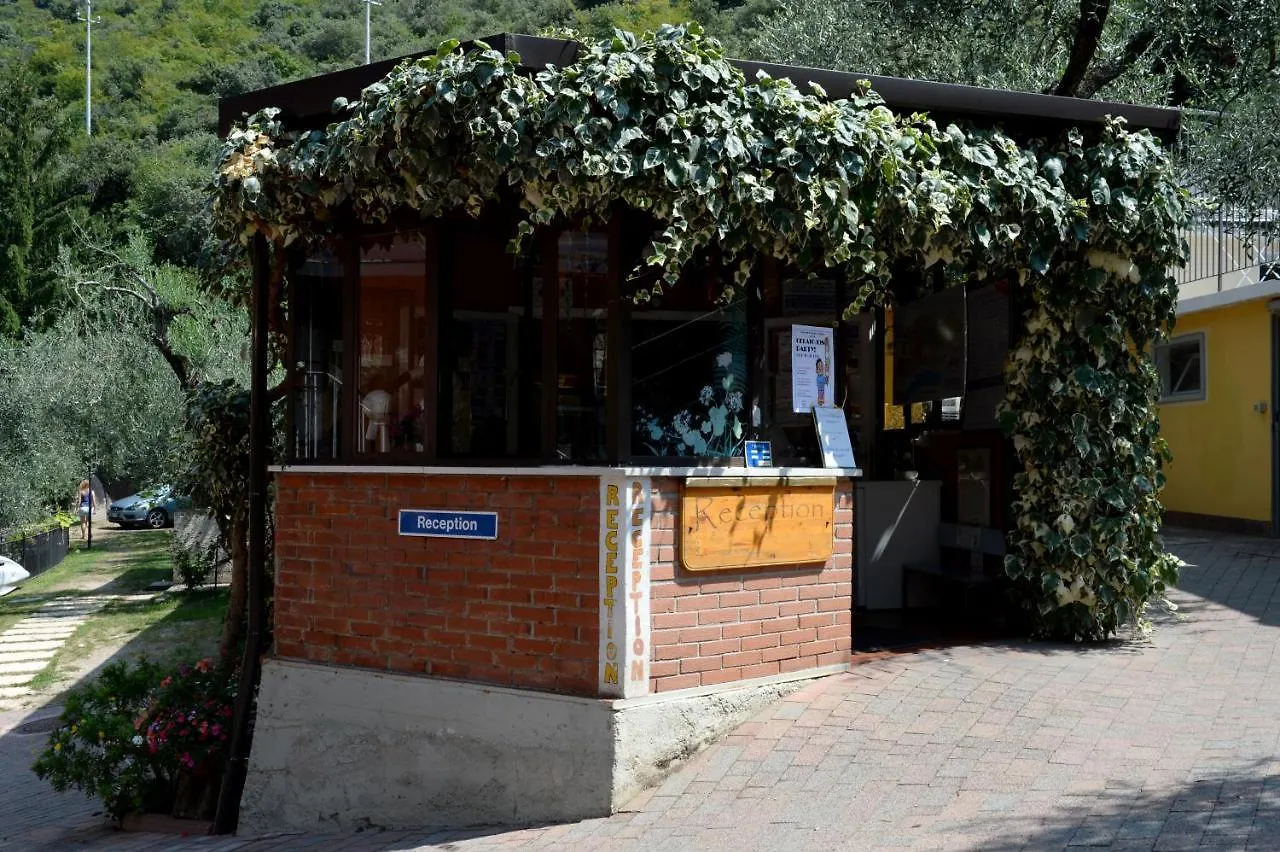 Campingplatz Camping Alpino - Nature Village Malcesine Italien